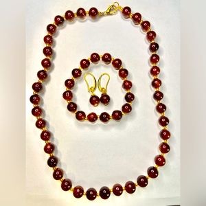 NEW 3 PIECE STONE SET